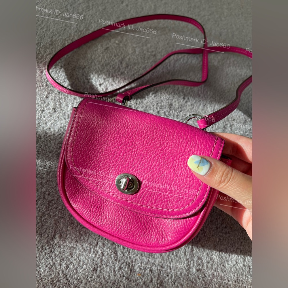 LIKE NEW 🩷 Authentic 🤎 Coach Vintage Monogram purse mini bag Crossbody Pouch